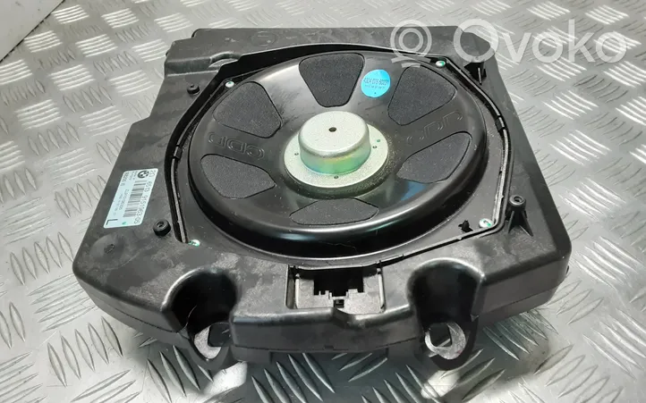 BMW 7 F01 F02 F03 F04 Subwoofer-bassokaiutin 65139151963