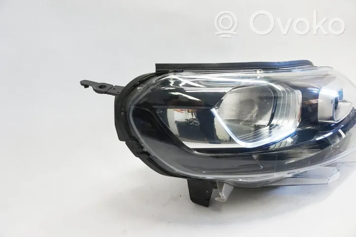 Opel Vivaro Headlight/headlamp 