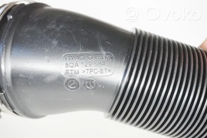 Ford Connect Rura / Wąż dolotowy powietrza 05E129654K