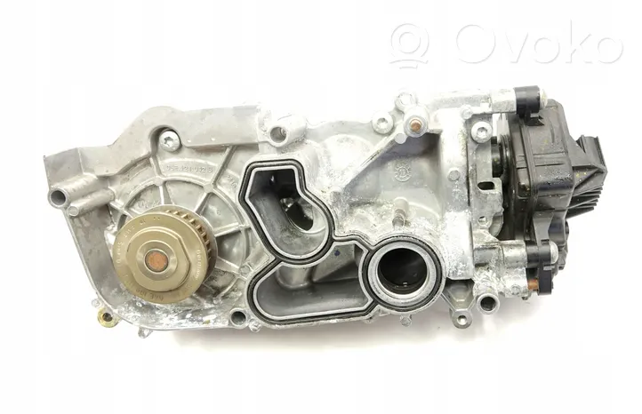 Volkswagen Golf VIII Pompe de circulation d'eau 05E121042B