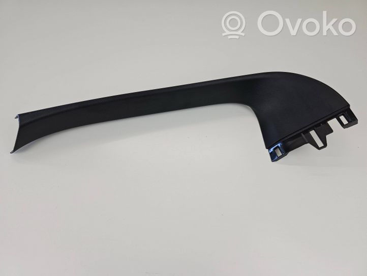 BMW X6 F16 Otros repuestos del interior 7318704