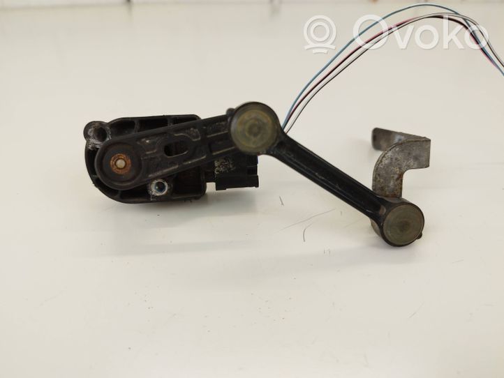 Mercedes-Benz GLE (W166 - C292) Sensor de altura delantera de la suspensión neumática A0065405081