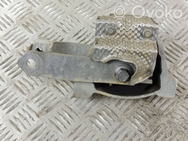 Land Rover Evoque II Supporto di montaggio del motore K8D26H051AA