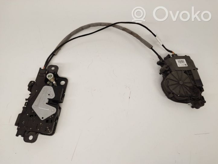 BMW 5 G30 G31 Serratura portiera di carico UA741176005