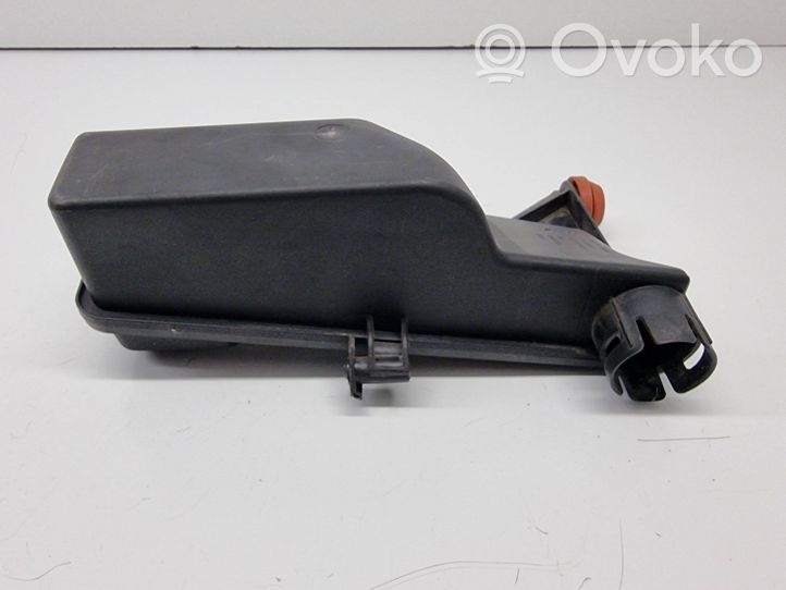 BMW 5 G30 G31 Risuonatore di aspirazione 8575040