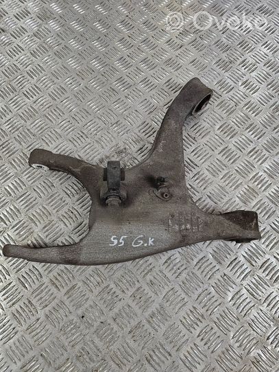 Audi S5 Brazo de suspensión/horquilla superior trasero 8K0505311J