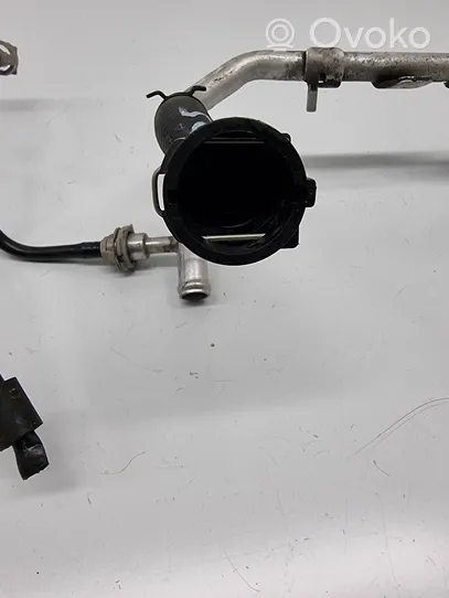 Audi S5 Tuyau de liquide de refroidissement moteur S0100281