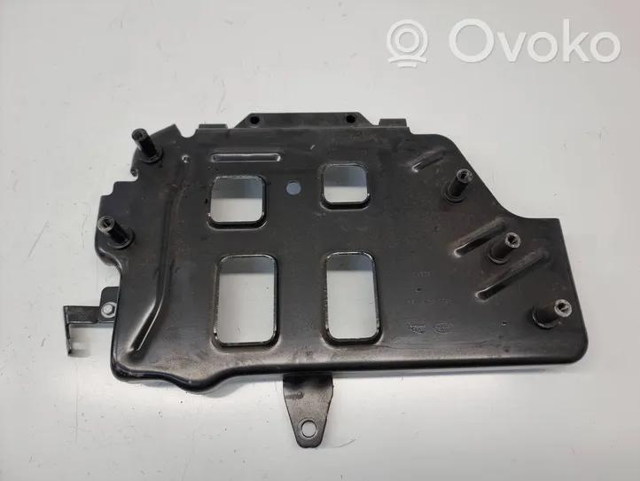 Land Rover Evoque II Intercooler pipe mounting bracket K8D26K767BA