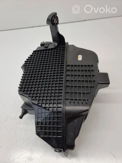 Renault Captur Air filter box 165001258R