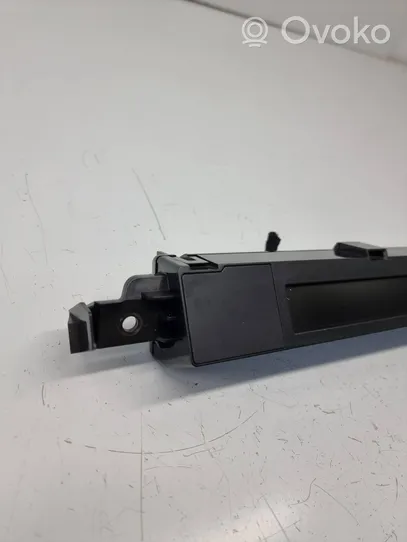 Mazda 5 Monitor/display/piccolo schermo C513611J0