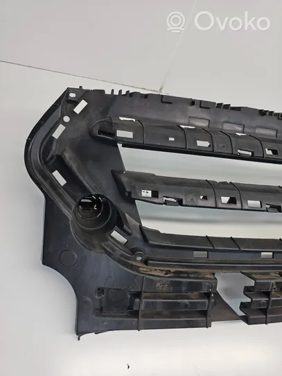 Ford Kuga II Front grill GV448A164B