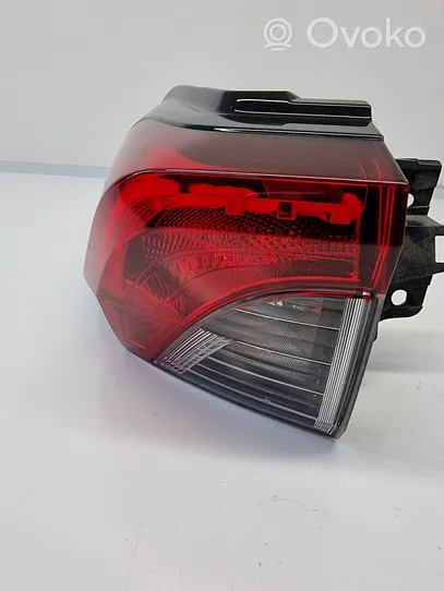 Toyota RAV 4 (XA50) Lampa tylna 8156042230