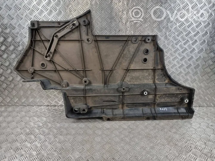 Toyota RAV 4 (XA50) Couvercle de plateau inférieur 5816642030