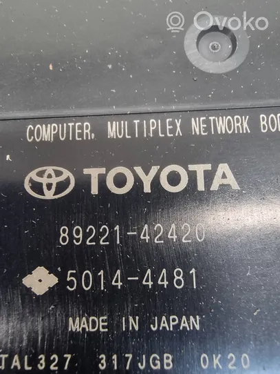 Toyota RAV 4 (XA50) Sulakerasiasarja 8922142420