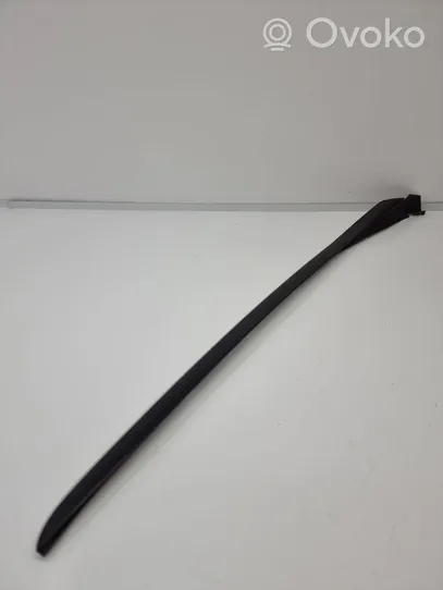 Lexus RX 450H Windshield trim 