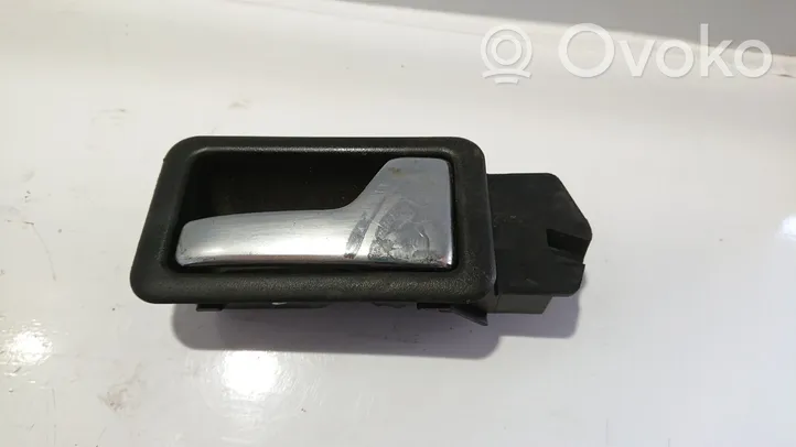 Audi 100 200 5000 C3 Maniglia interna per portiera anteriore 893837020