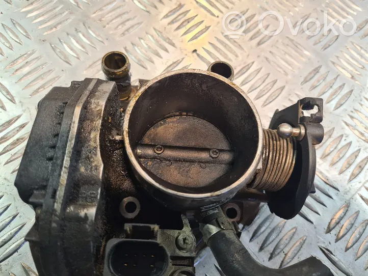 Audi A4 S4 B5 8D Throttle valve 