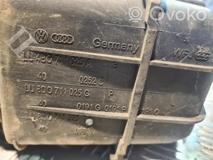 Volkswagen PASSAT B5 Lewarek zmiany biegów / dolny 