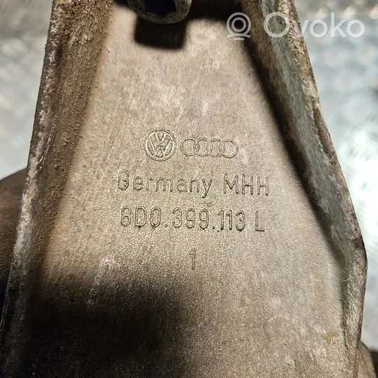 Audi 100 200 5000 C3 Vaihdelaatikon kannake 8D0399113L