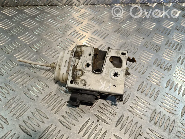 Audi 100 200 5000 C3 Serrure de porte avant 8D1837015F