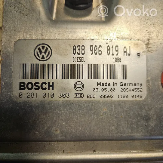 Volkswagen PASSAT B5 Variklio valdymo blokas 038906019AJ
