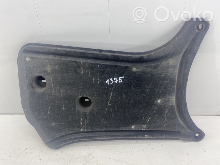 Audi A4 S4 B8 8K Couvre-soubassement inférieur 8K0825219