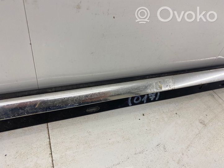 Audi A6 Allroad C6 Moulures des vitres de la porte avant 4F0853283E