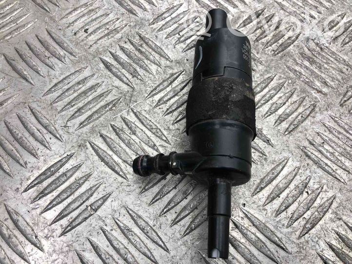 Audi a4 store headlight washer