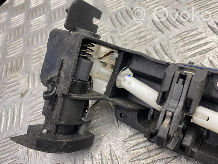 Mercedes-Benz E W212 Glove box lock 2116800284