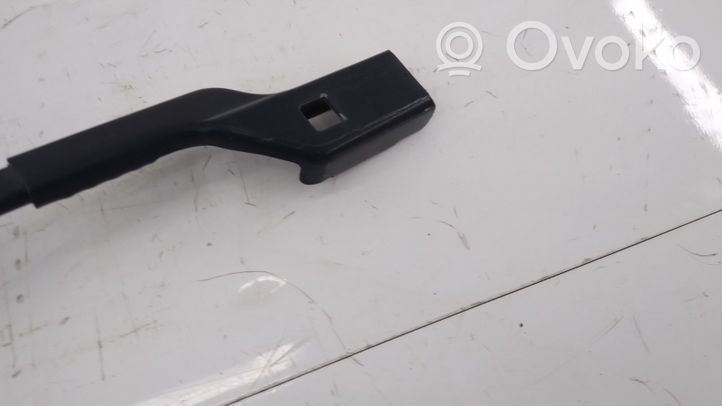 Volvo XC70 Front wiper blade arm 31276002