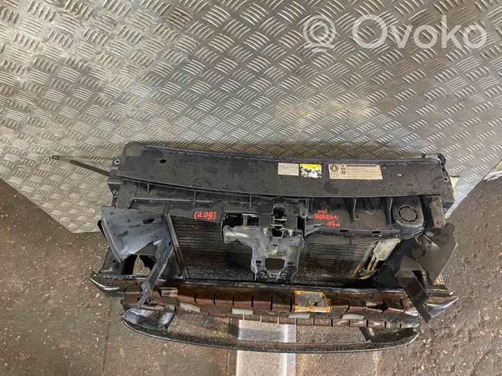 Volkswagen Sharan Jäähdyttimen kehyksen suojapaneeli 5N0121253P