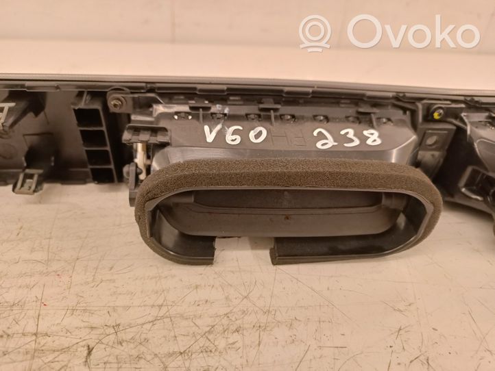 Volvo XC70 Dash center air vent grill 30715143