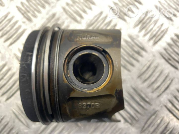 Mercedes-Benz ML W164 Piston 8370B