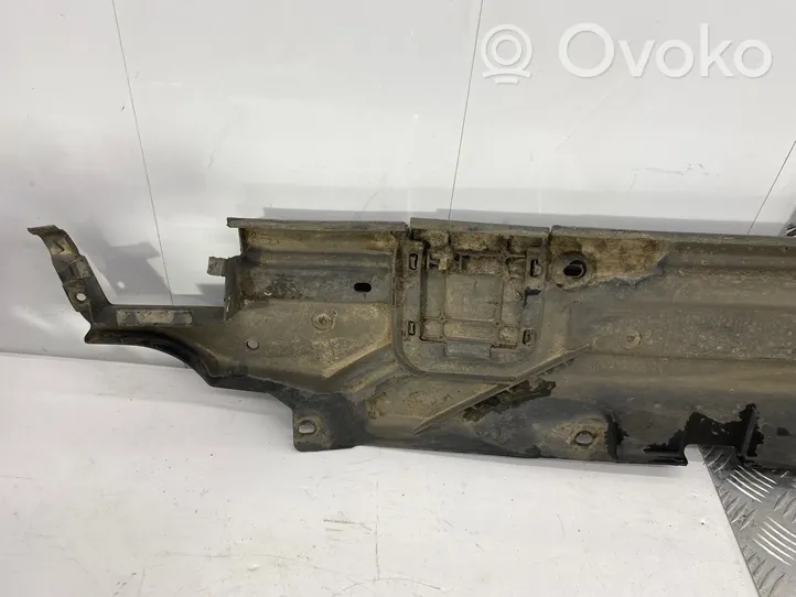 Volkswagen Touareg II Couvre-soubassement avant 7P0825201B