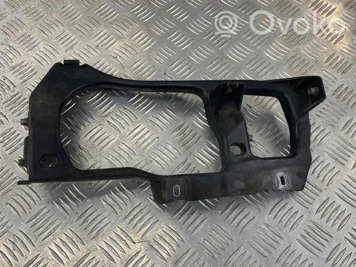 Volkswagen Touareg II Staffa faro/fanale 7P6806510