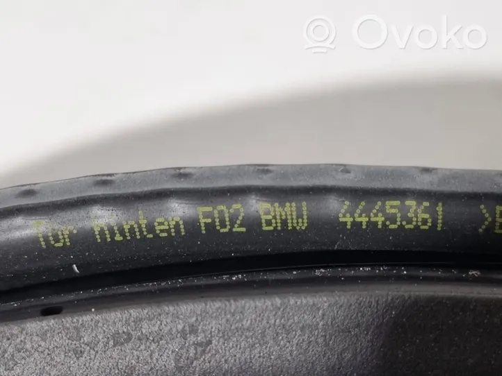 BMW 7 F01 F02 F03 F04 Rear door rubber seal (on body) 4445361