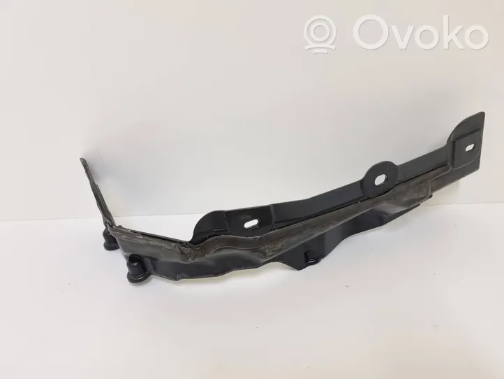 BMW 1 F20 F21 Kita variklio skyriaus detalė 7331242