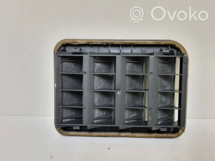 BMW 1 F20 F21 Ventilācijas režģis 9201647