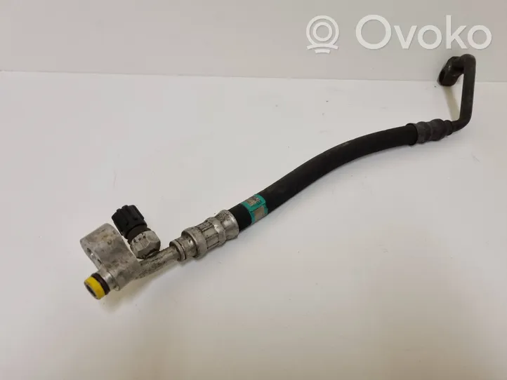 BMW 3 E46 Air conditioning (A/C) pipe/hose 6905645