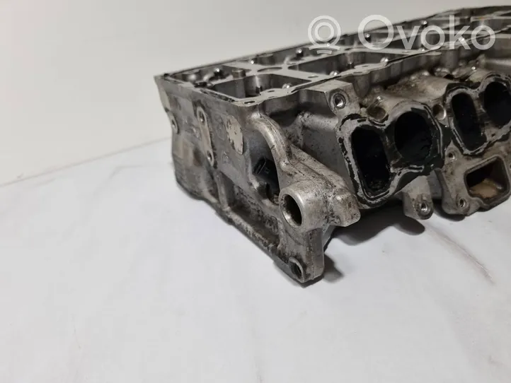 BMW 3 GT F34 Engine head 7810465