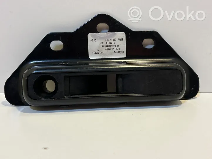 BMW 1 E82 E88 Convertible roof lock/latch 7171310