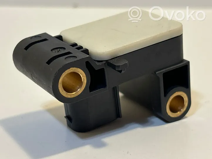 BMW 1 E82 E88 Airbag deployment crash/impact sensor 6956485