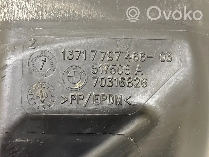 BMW 1 E81 E87 Część rury dolotu powietrza 7797466