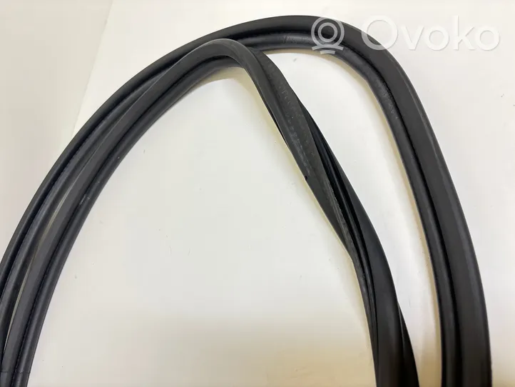 BMW 1 E81 E87 Trunk rubber seal (body) 7190845