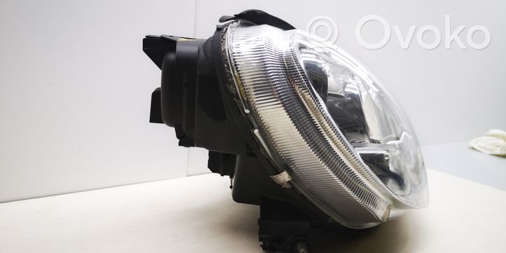 Mercedes-Benz S W220 Lampa przednia A2208202461