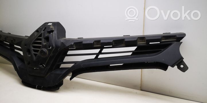 Renault Megane III Grille calandre supérieure de pare-chocs avant 623108469R