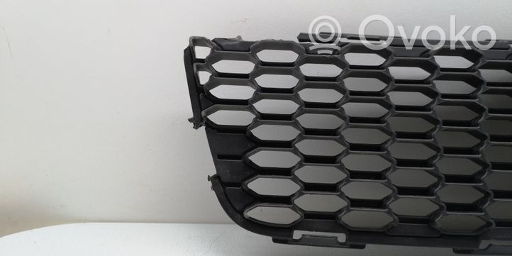 Suzuki Jimny Grille inférieure de pare-chocs avant 7171857M0