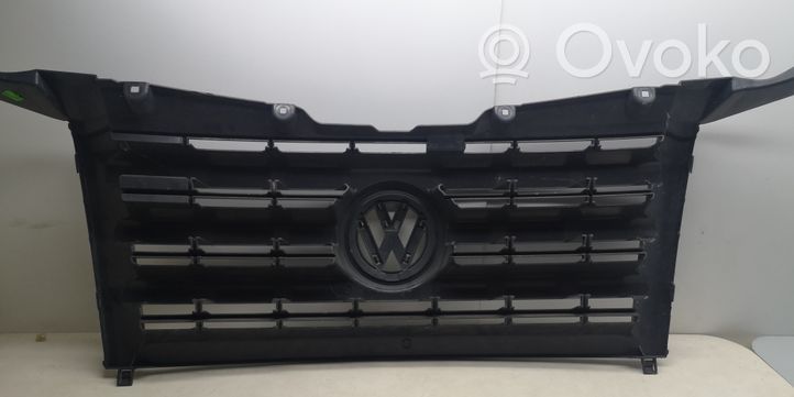 Volkswagen Crafter Griglia superiore del radiatore paraurti anteriore 2E0853653