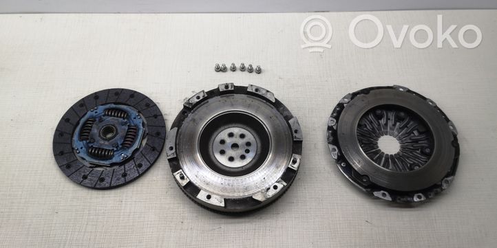 KIA Stonic Clutch set kit 2321104810