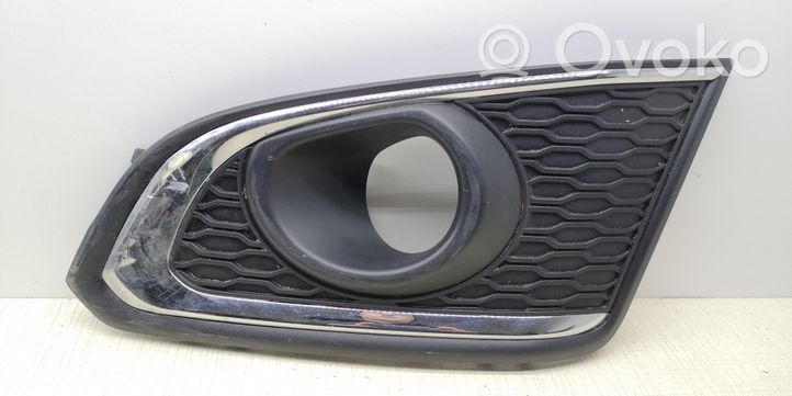 Chevrolet Captiva Front bumper lower grill C140MY13